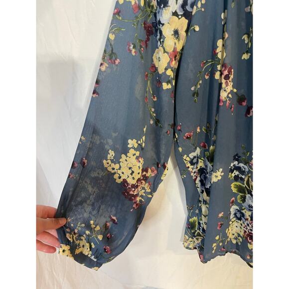 NWT Torrid womens 3x floral top - Picture 2 of 3